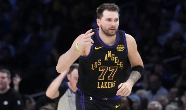 中超直播-东契奇：我们以强硬方式回应了比赛；与詹姆斯和里夫斯愈发默契